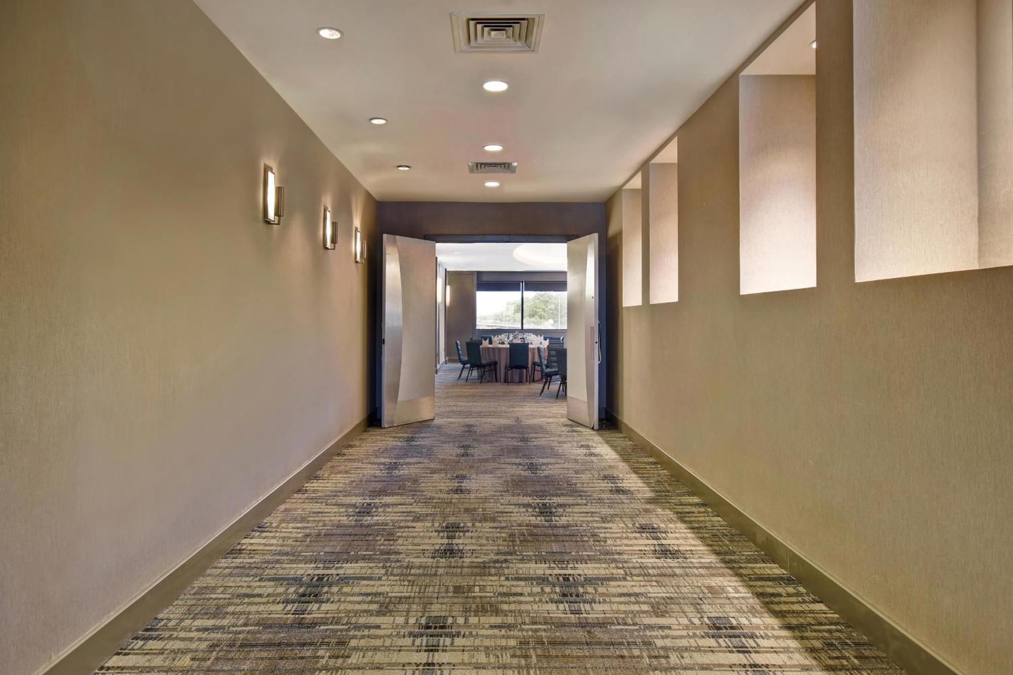 Four Points By Sheraton Boston Newton Exterior foto